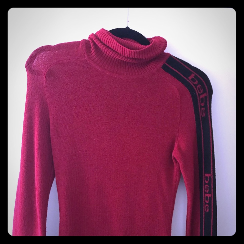 Bebe turtleneck red size medium